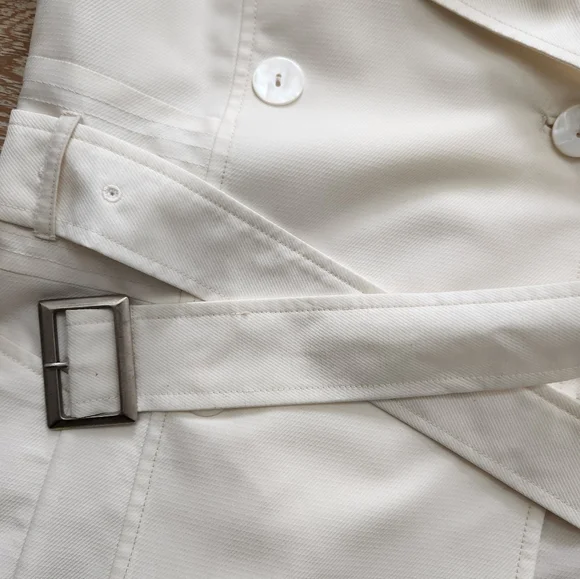 Cream trench coat - Picture 7 of 7